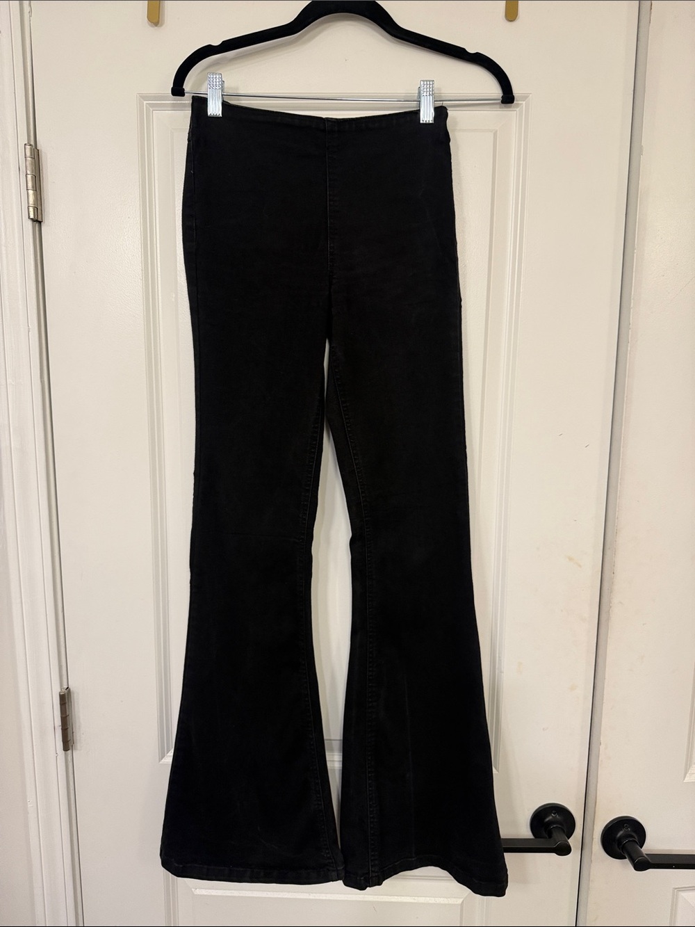 Ella Moss Black Pull on Flare , Black size 27. Comfy and stretchy🩷